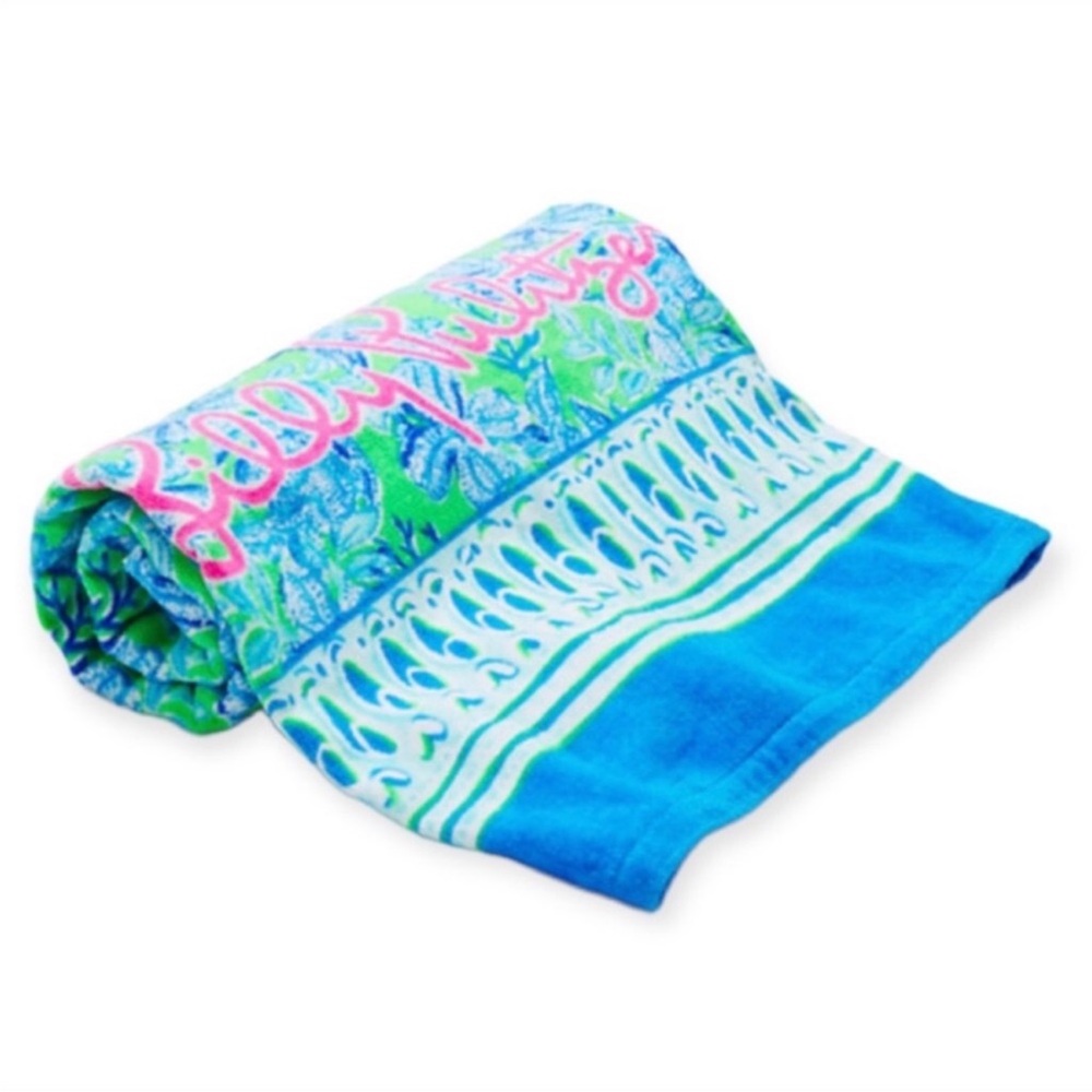NEW Lilly Pulitzer Cabana Green Keepin It Reel Engineered Beach Towel